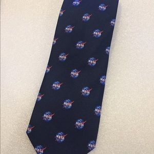 NASA Logo necktie NWT